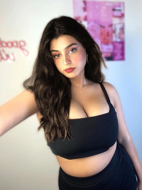 Somya Dehradun Call Girl